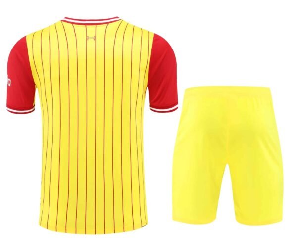 24/25 Liverpool yellow suit  S-XXL - Image 2