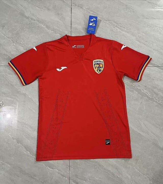 20240723235421-66a042adb1318.jpg 24/25 Romania red S-XXL - Imagem 1