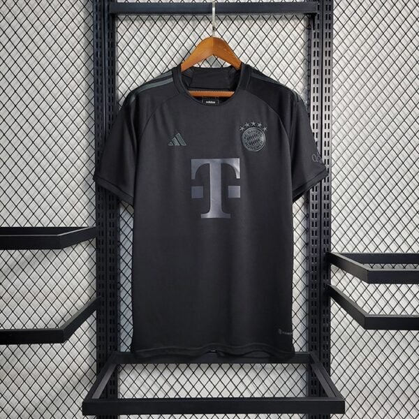 23/24 Bayern Munich Black Special Edition Size