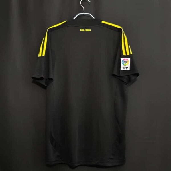 2011∕12 Retro Real Madrid black goal keeper  S-XXL - Image 2
