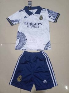 23∕24 Real Madrid Special Edition Dragon kid kit 16-28