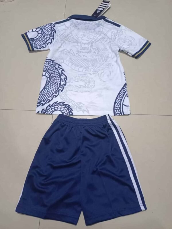 23∕24 Real Madrid Special Edition Dragon kid kit 16-28 - Image 2
