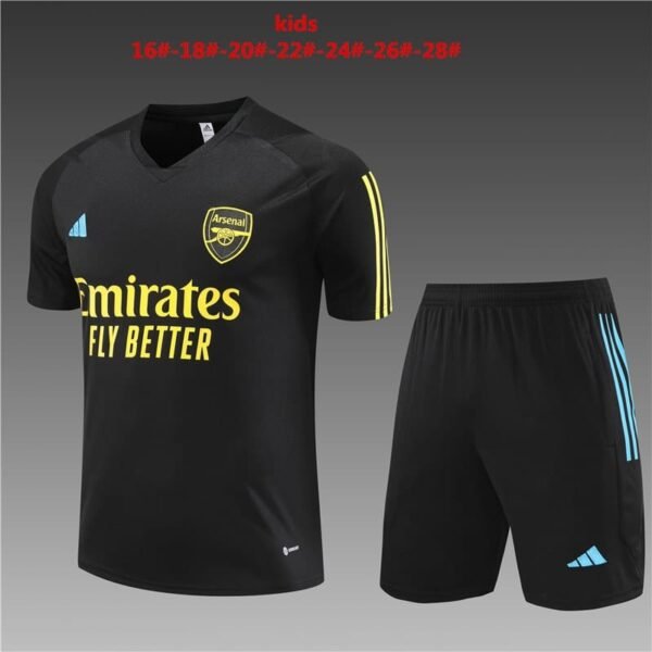 23/24 Arsenal kids size white 16-28 shorts with pockets