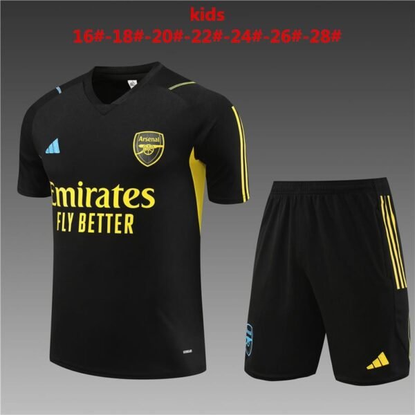 23/24 Arsenal kids size black  16-28 shorts with pockets