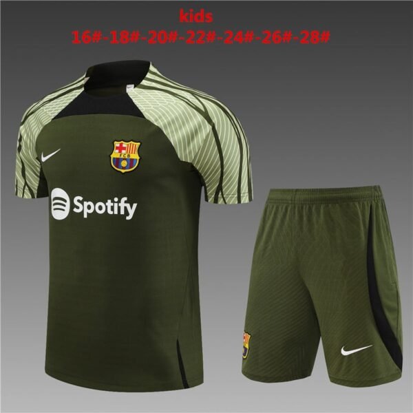23/24 barcelona kids size green 16-28 shorts with pockets