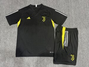 23/24 Juventus  kids size black 16-28 shorts with pockets - Imagem 2