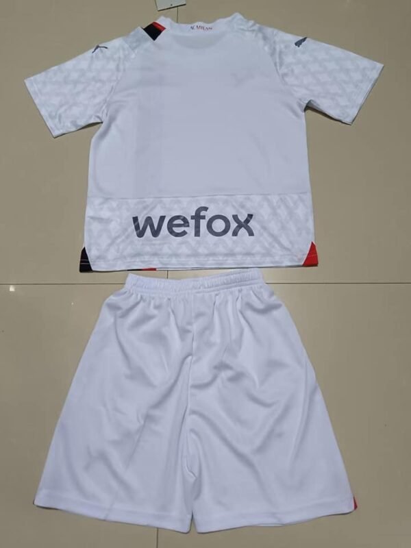 23∕24 AC Milan away kid kit  16-28 - Image 2