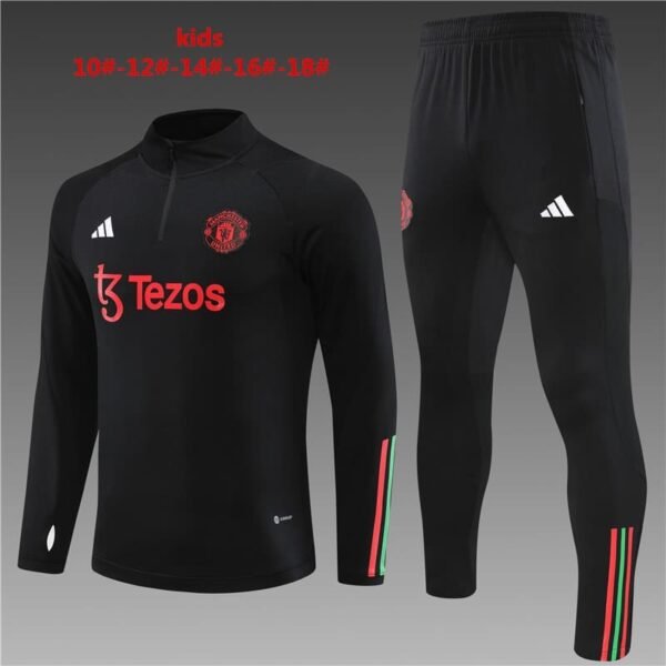 23/24 M-U short zipper black kids kit 10-18