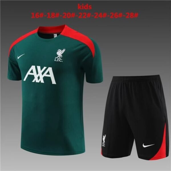 23/24 Liverpool green kids size  16-28 shorts with pockets