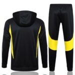 F497 23/24 Juventus half zipper black with cap  kit S-XXL - Imagem 2
