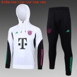 E746 23/24 Bayern short zipper white with cap  kids kit 10-18