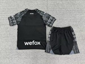 24/25 AC Milan black kid kit  16-28 - Imagem 2