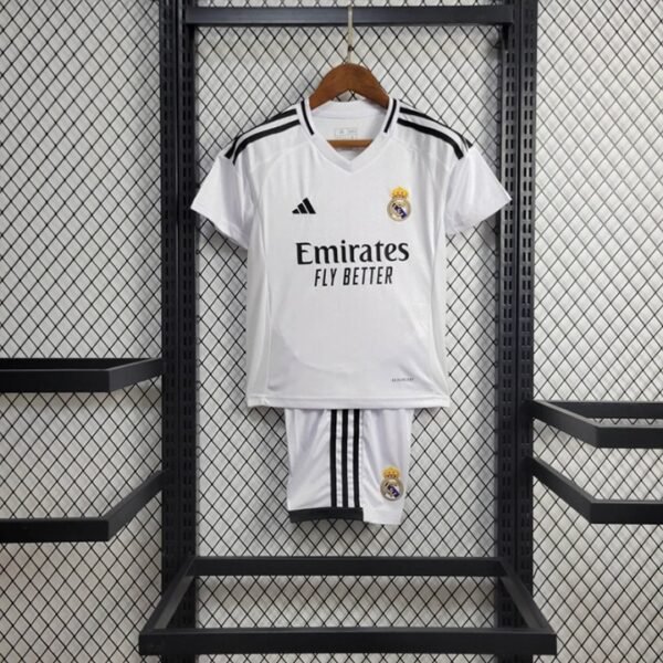 24/25 real madrid home kid kit 16-28