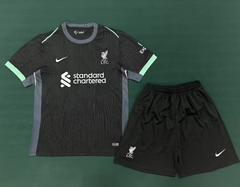 20240723141809-669fbba19276d.jpg 24/25 Kids liverpool Goalkeeper adult kit S-XXL - Imagem 1