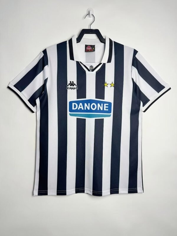 1994/95 Retro Juventus home S-XXL