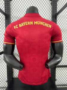 2526 Bayern 125 Years RED player version S-XXL - Imagem 2