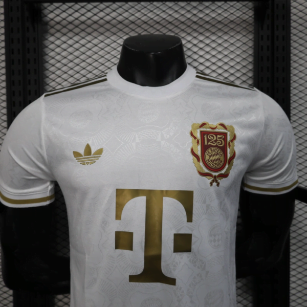 2526 Bayern 125 Years white player version S-XXL - Image 4