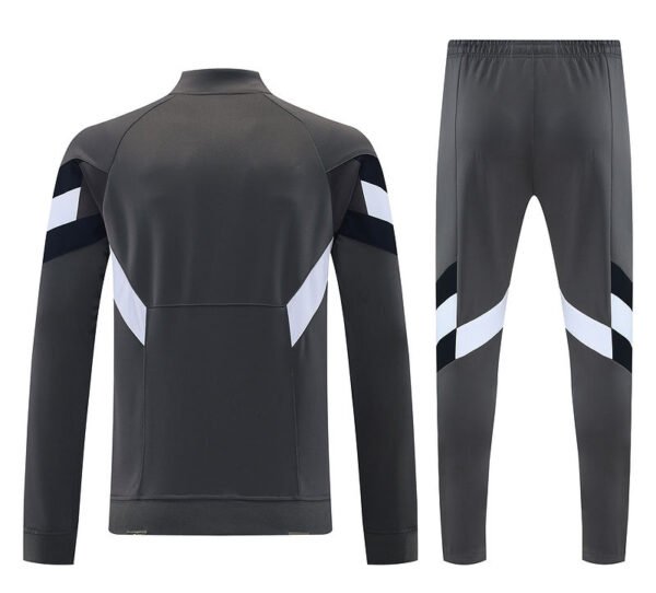 2526 Real madrid long zipper gray kit   S-2XL - Image 3