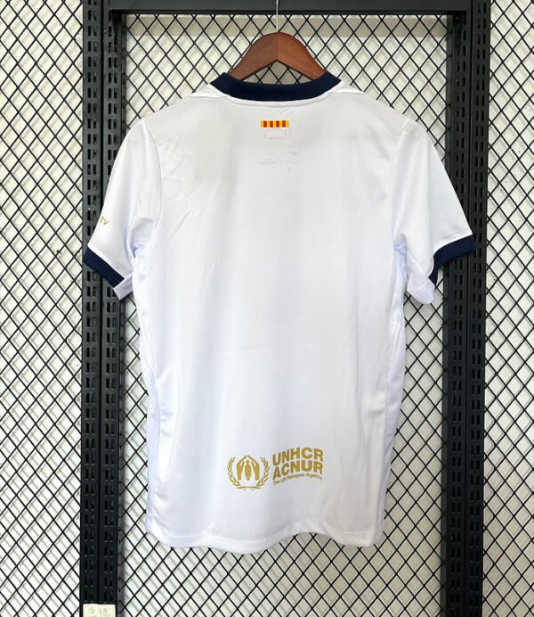 2526 Barcelona White S-4XL - Image 2