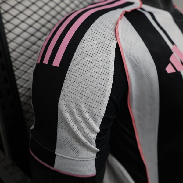 2526 Juventus Home Player S-2XL - Image 6