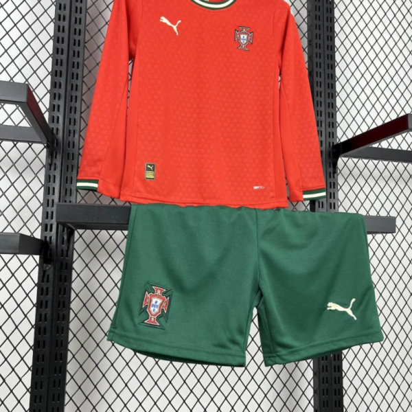 25/26 kids Portugal home long sleeve size 16-28 - Image 5