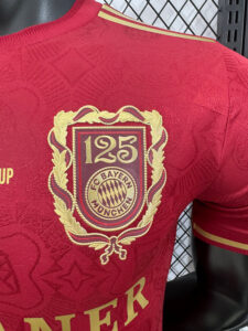 2526 Bayern 125 Years RED player version S-XXL - Imagem 7