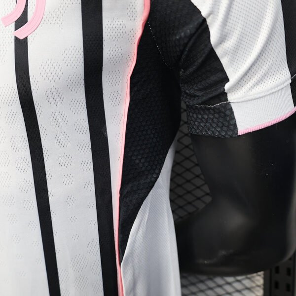 2526 Juventus Home Player S-2XL - Image 8