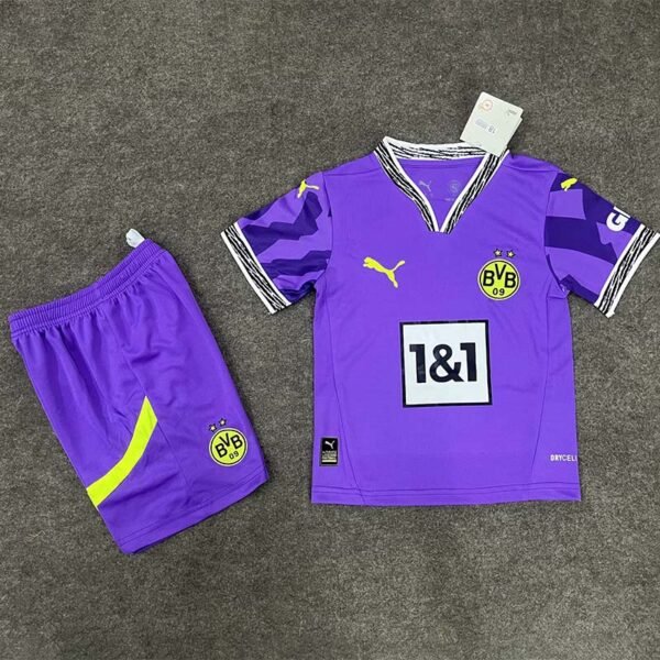 2526 Dortmund goalkeeper kits size 16-28